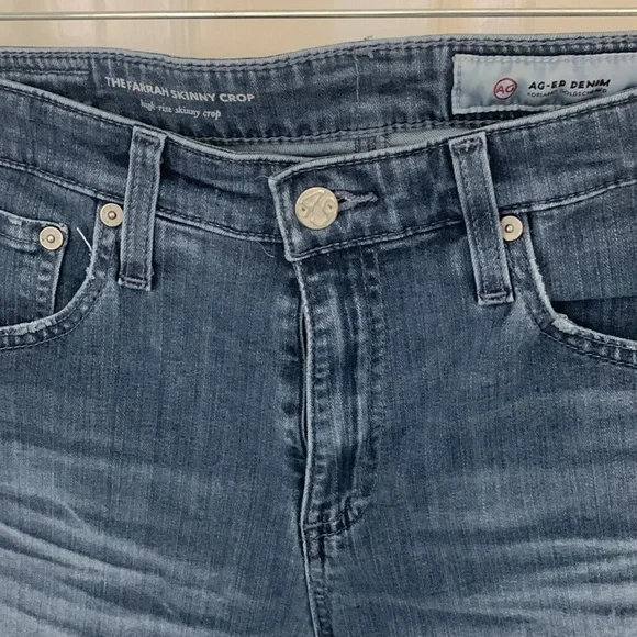 AG high-rise skinny crop “The Farrah Skinny Crop” high-waisted jeans in size 29 - Picture 4 of 6